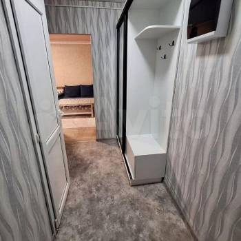 Продается 1-комнатная квартира, 32 м²