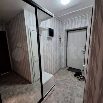Продается 1-комнатная квартира, 32 м²