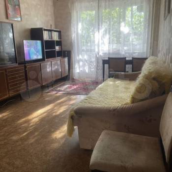 Сдается Многокомнатная квартира, 58,9 м²