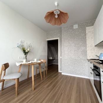 Продается 1-комнатная квартира, 32 м²