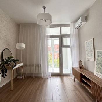 Продается 1-комнатная квартира, 32 м²