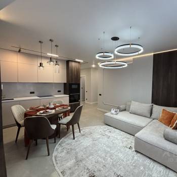 Продается 3-х комнатная квартира, 110 м²