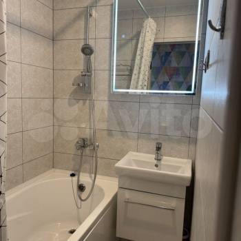 Сдается Многокомнатная квартира, 64 м²