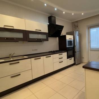 Продается 2-х комнатная квартира, 70 м²