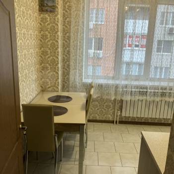 Сдается 2-х комнатная квартира, 54 м²