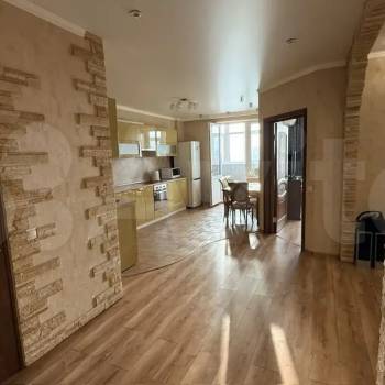 Сдается 2-х комнатная квартира, 60 м²