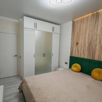 Продается 1-комнатная квартира, 36 м²
