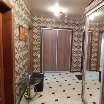 Продается 1-комнатная квартира, 49,1 м²