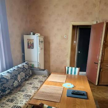 Продается Многокомнатная квартира, 72,8 м²