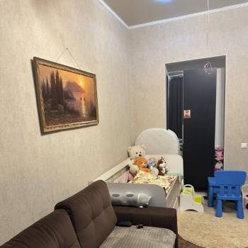Продается Многокомнатная квартира, 72,8 м²