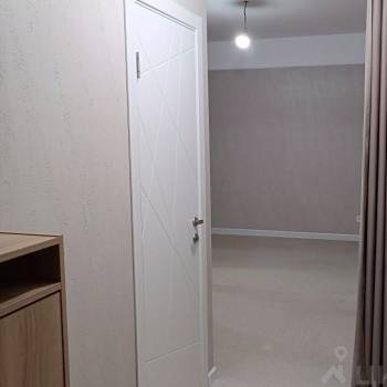 Продается 1-комнатная квартира, 33 м²