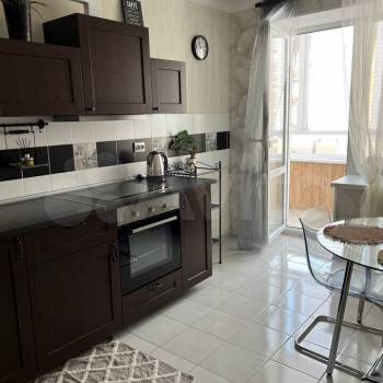 Продается 1-комнатная квартира, 40,5 м²