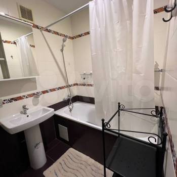Продается 1-комнатная квартира, 40,5 м²