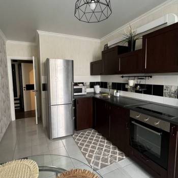 Продается 1-комнатная квартира, 40,5 м²