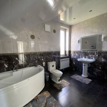 Продается Дом, 176 м²