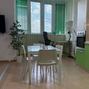 Сдается 2-х комнатная квартира, 70 м²