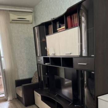 Продается 1-комнатная квартира, 30 м²