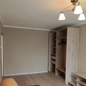 Продается 1-комнатная квартира, 35 м²