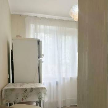 Продается 1-комнатная квартира, 35 м²