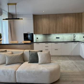 Продается 3-х комнатная квартира, 79,7 м²