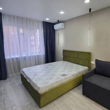 Продается 1-комнатная квартира, 39 м²