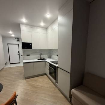 Продается 1-комнатная квартира, 38 м²