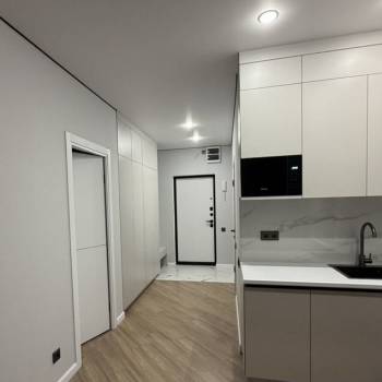 Продается 1-комнатная квартира, 38 м²