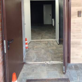 Продается 1-комнатная квартира, 42,5 м²
