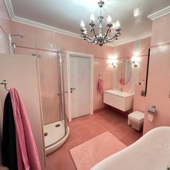 Продается 2-х комнатная квартира, 77,5 м²