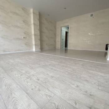 Продается 1-комнатная квартира, 43 м²