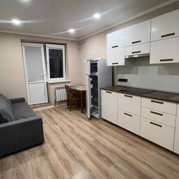 Сдается 1-комнатная квартира, 42 м²
