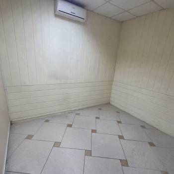 Сдается Нежилое помещение, 170 м²
