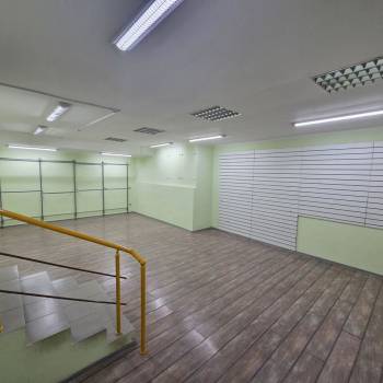 Сдается Нежилое помещение, 170 м²
