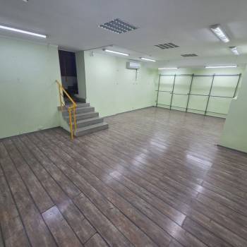 Сдается Нежилое помещение, 170 м²