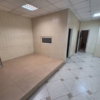 Сдается Нежилое помещение, 170 м²