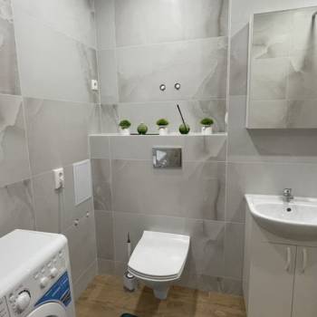 Сдается 1-комнатная квартира, 55 м²