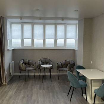 Сдается 1-комнатная квартира, 55 м²