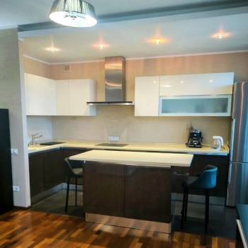 Сдается 1-комнатная квартира, 46,6 м²