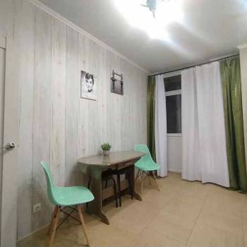 Сдается 1-комнатная квартира, 39 м²