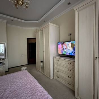 Продается Многокомнатная квартира, 157 м²