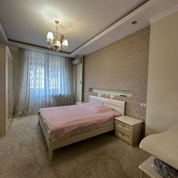 Продается Многокомнатная квартира, 157 м²