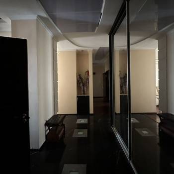 Продается Многокомнатная квартира, 157 м²