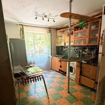 Продается 3-х комнатная квартира, 63 м²