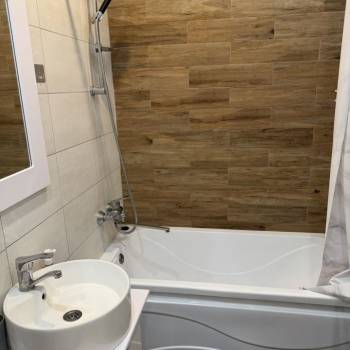 Сдается 2-х комнатная квартира, 42 м²
