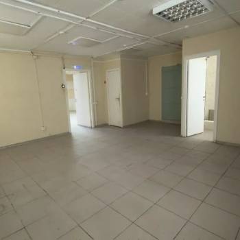 Сдается Нежилое помещение, 112 м²