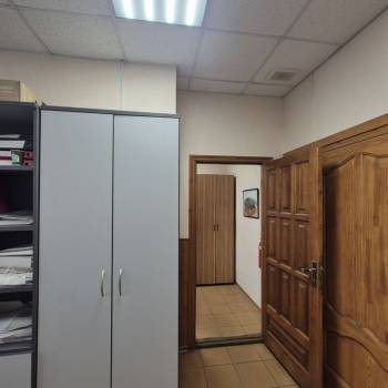 Сдается Нежилое помещение, 200,9 м²