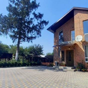 Сдается Дом, 240 м²