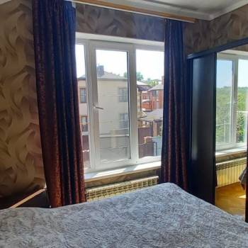 Сдается Дом, 240 м²