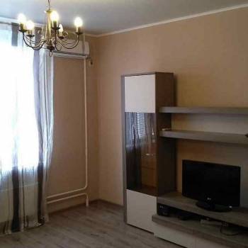 Сдается 1-комнатная квартира, 37 м²