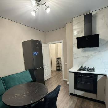 Сдается 1-комнатная квартира, 39 м²